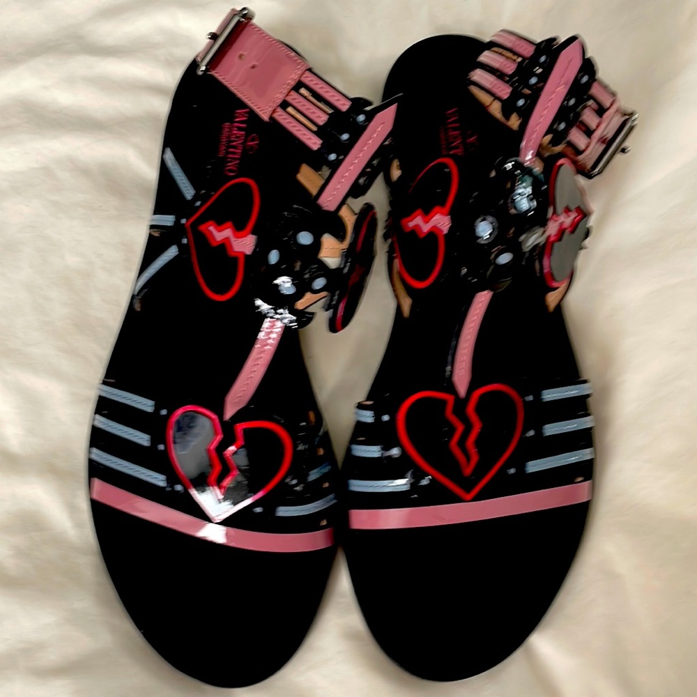 VALENTINO GARAVANI Patent Leather Heart Sandals 37 1/2Black Authentic Women Used